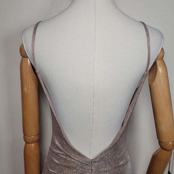 Ieena for Mac Duggal Draped Shimmer Open Back Dress Size 4 - Picture 11 of 12
